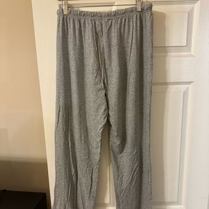Quantas L/XL pajama sweats no pockets